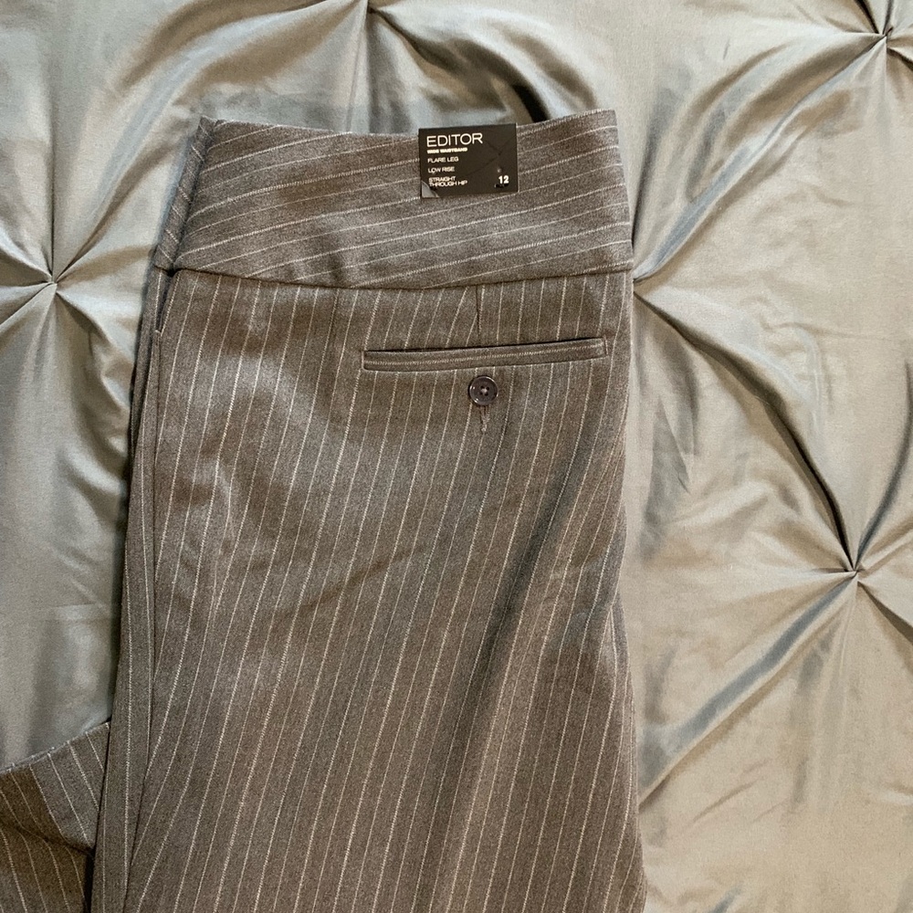 Express pants - Picture 2 of 3